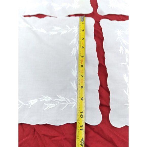 16 Pcs- Embroidered Floral off-white linen? 8 Placemats & 8 matching Napkins - Picture 5 of 12